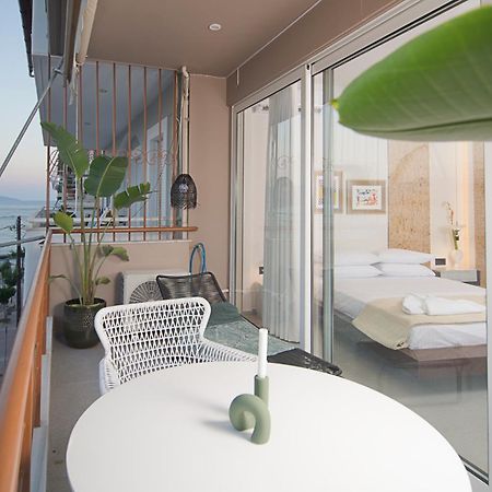 Appartamento Infinity Blue Next To The Sea Kalamata Esterno foto